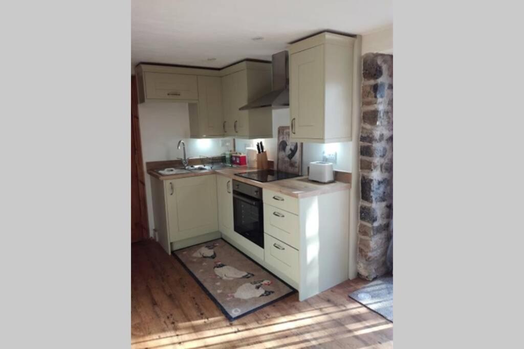 Farm Accommodation - The Lizard Peninsula, Cornwall Helston Exterior photo